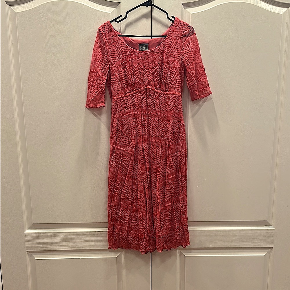 Elegant Patterned Dress size 10